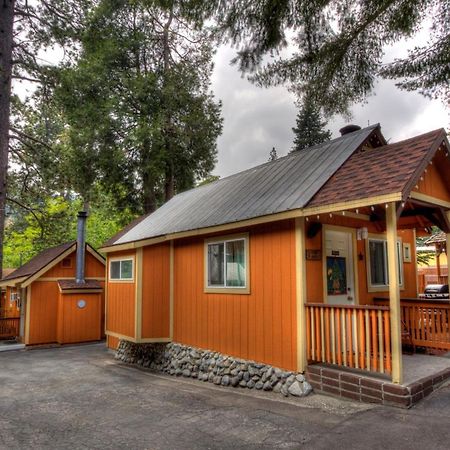Sleepy Hollow Cabins And Hotel Crestline Exteriör bild