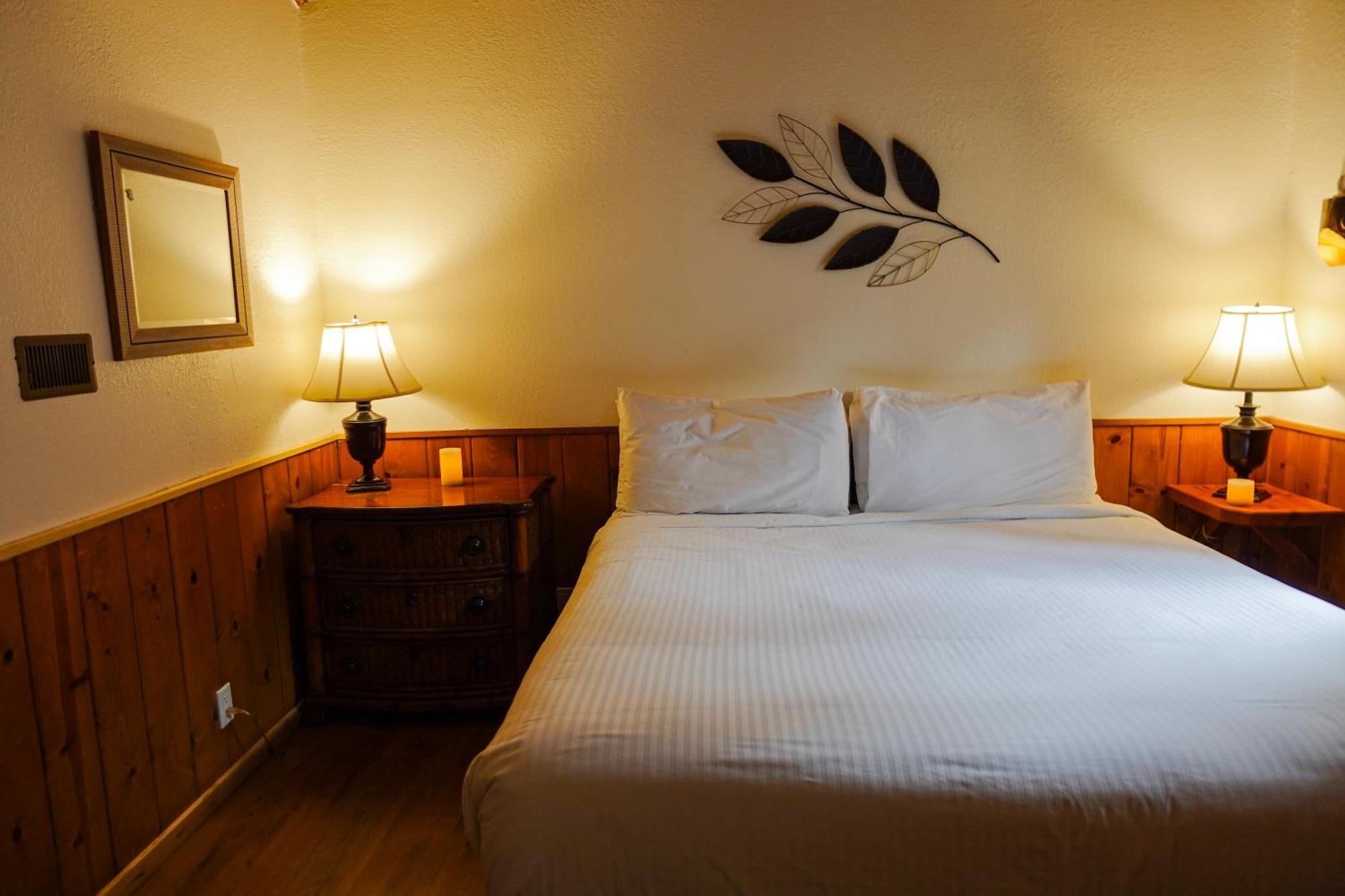 Sleepy Hollow Cabins And Hotel Crestline Exteriör bild